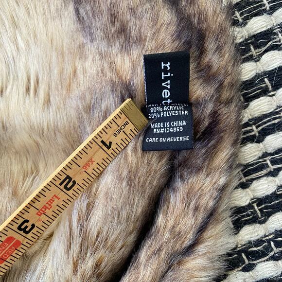 🌿Black Rivet Women Tan Black Faux Fur Convertible Double Loop Infinity Scarf OS - Picture 6 of 7